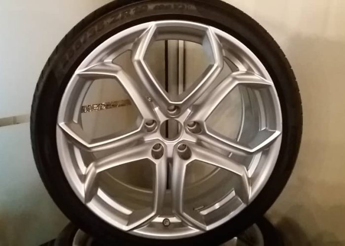 LAMBO-A.jpeg
